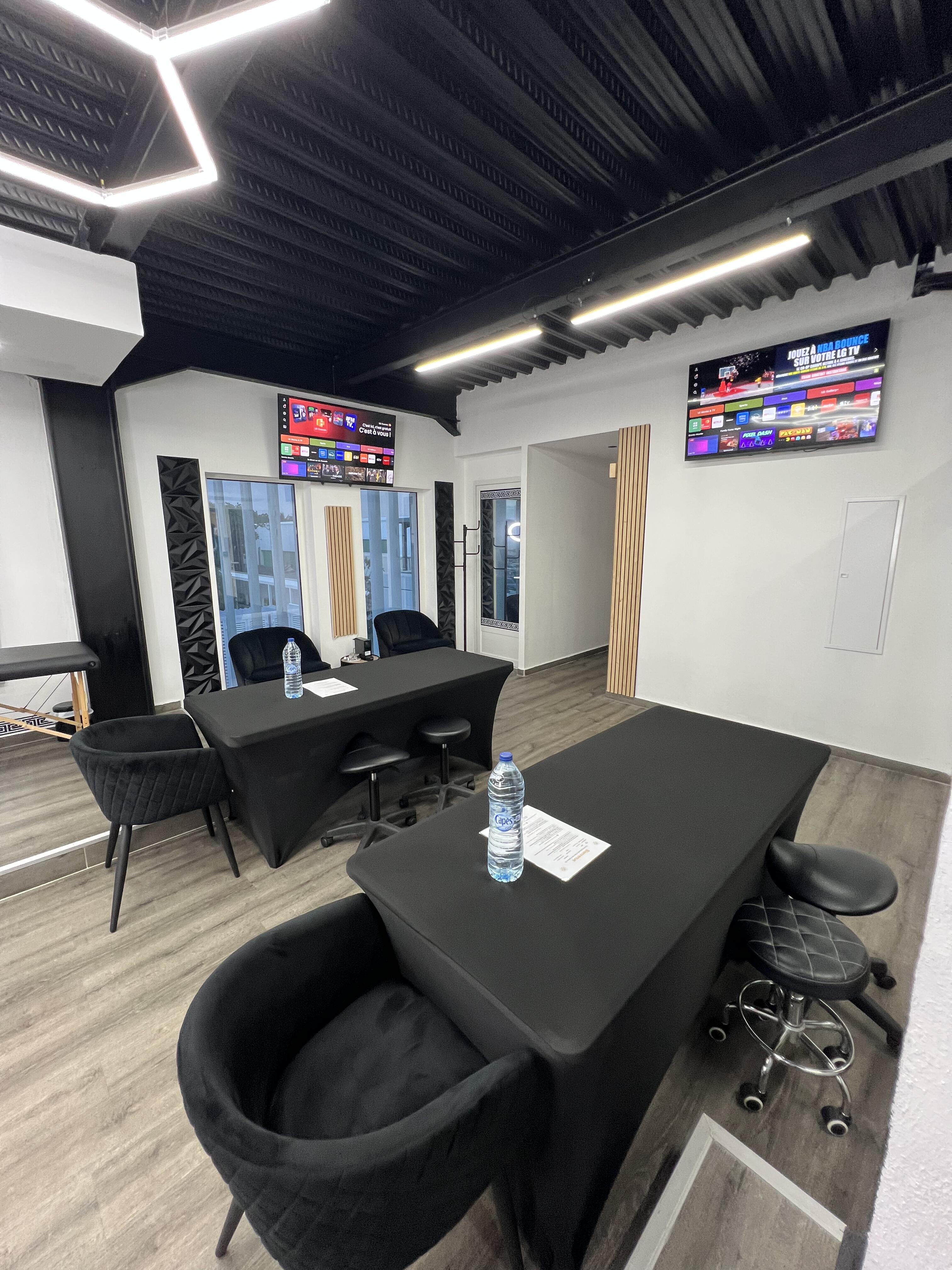 Hyfives CS— espace beauté & bien-être